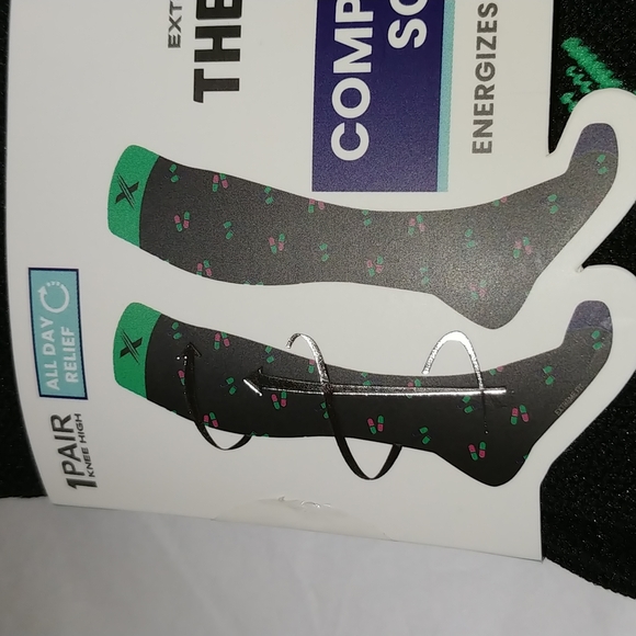 Extreme Fit Unisex Nurse Inspired Knee High Compression Socks - NWOT - Picture 2 of 6